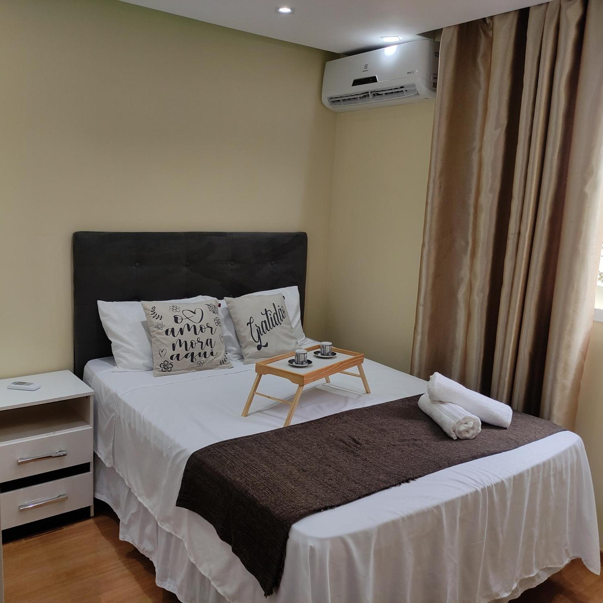 Apartment Em *